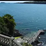 Ferienhaus Cliff Getaway - Sea Access With Private Pier Glandore