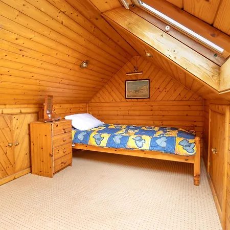 度假居 Cliff Getaway - Sea Access With Private Pier
