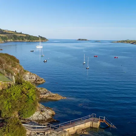 Cliff Getaway - Sea Access With Private Pier Dom wakacyjny