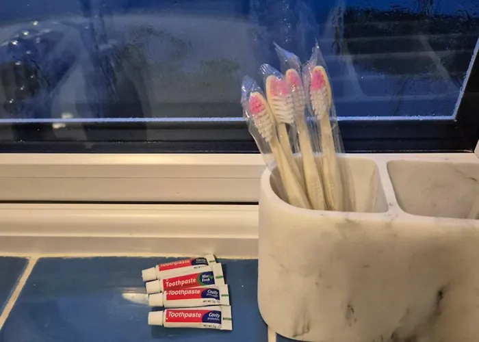 Hébergement de vacances Cliff Getaway - Sea Access With Private Pier