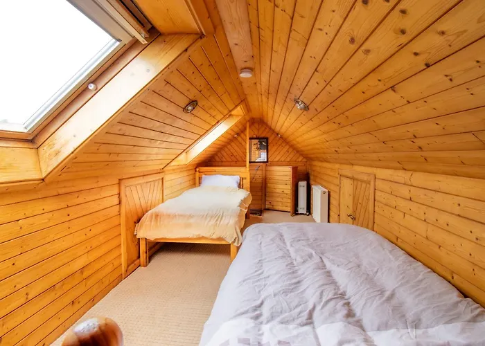 Cliff Getaway - Sea Access With Private Pier * Glandore