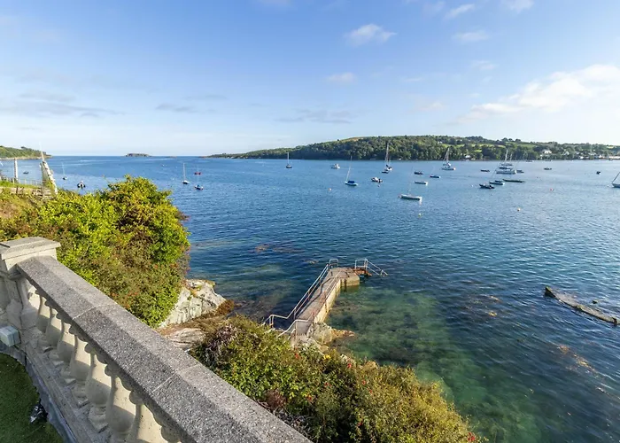 Cliff Getaway - Sea Access With Private Pier Hébergement de vacances *