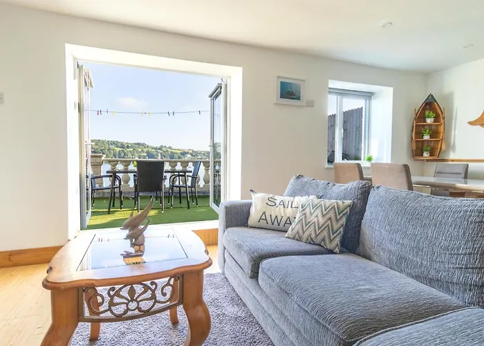 Casa vacanze Cliff Getaway - Sea Access With Private Pier *